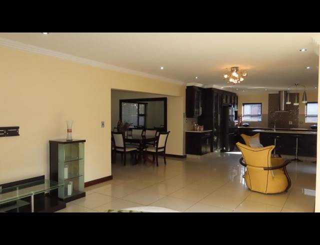 4 BEDROOM HOUSE FOR SALE IN MIDLANDS ESTATE